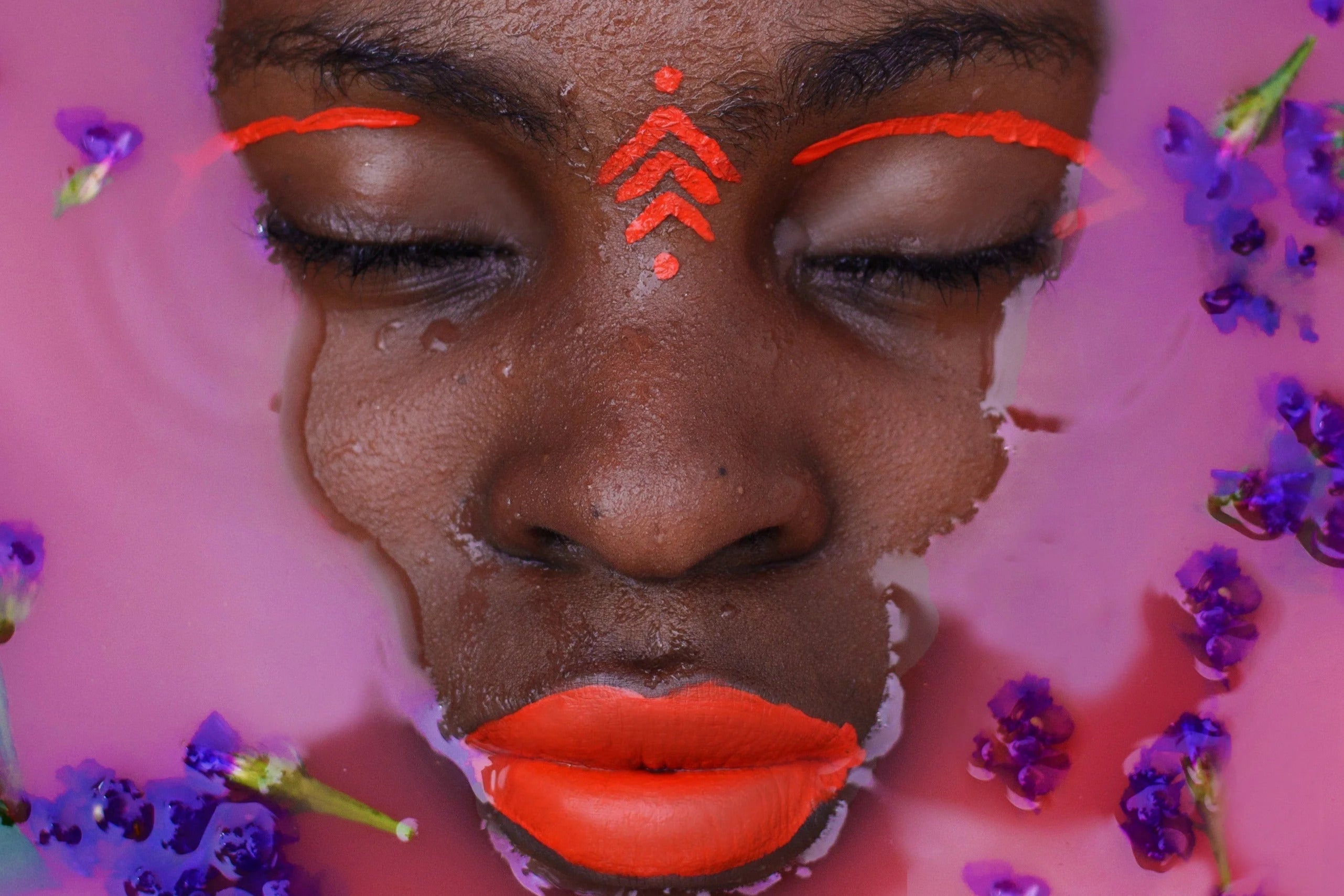 10 Habits That Are Making Your Sensitive Skin Worse