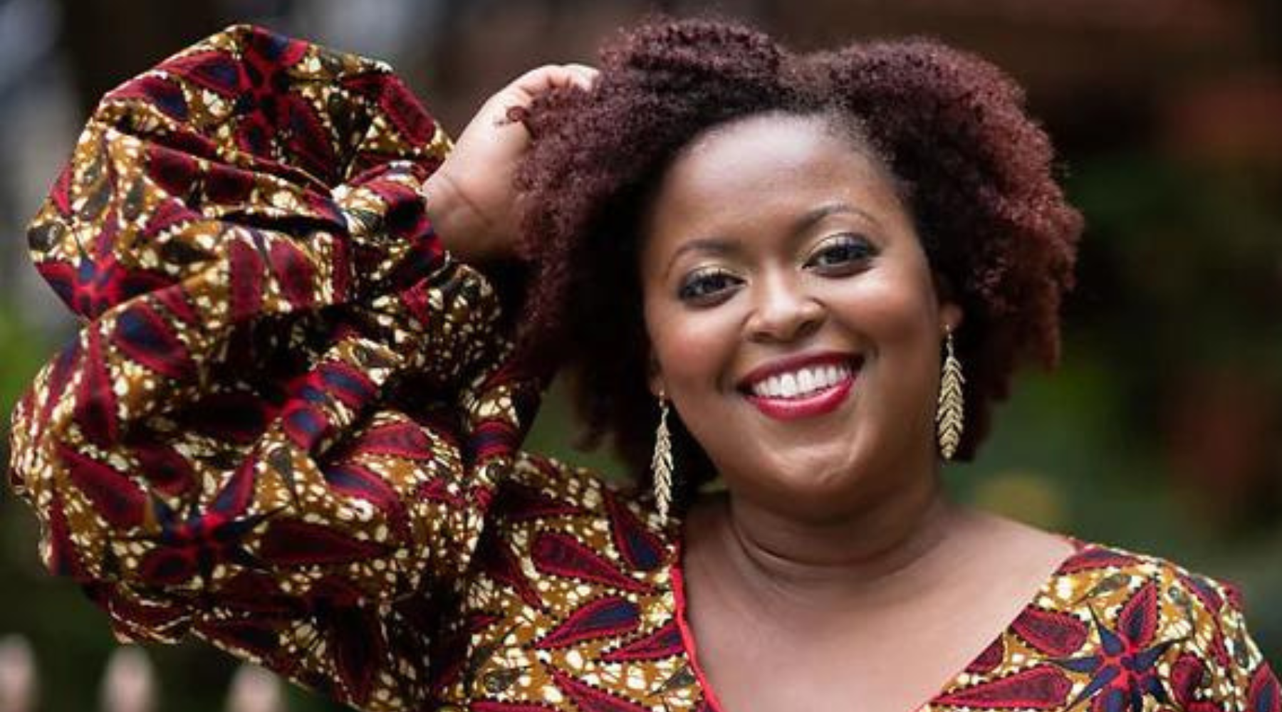 Episode 26: Ipade - Elizabeth Dawes Gay-BLK+GRN
