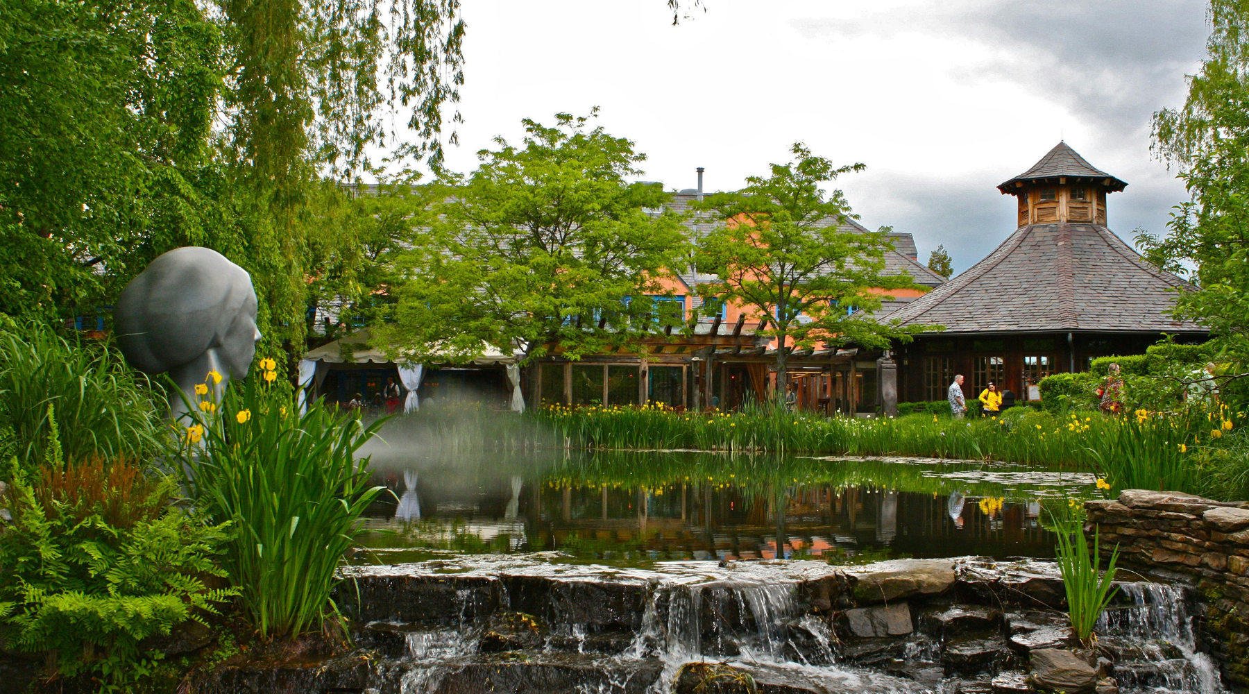 Building Serenity: Expert Tips for Creating Your Backyard Zen Garden